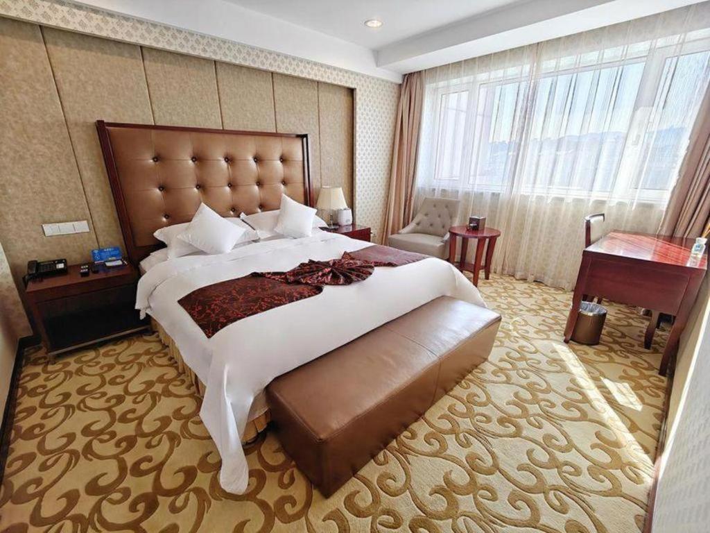 Dalian Southern Airline Pearl Hotel Екстериор снимка