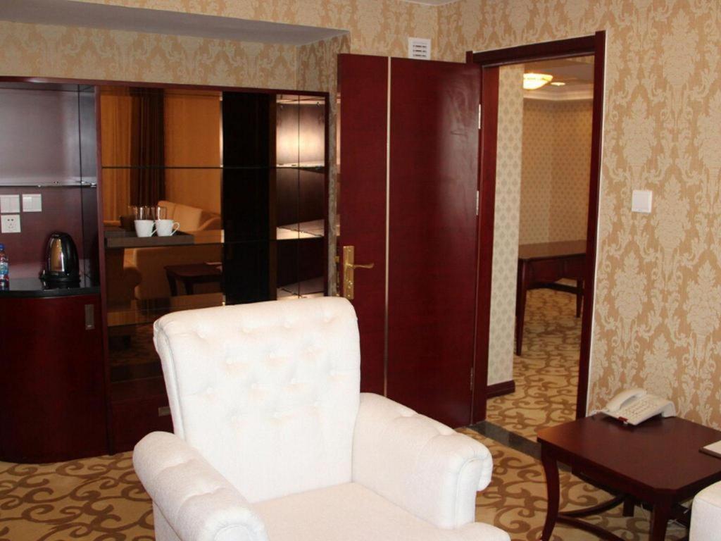Dalian Southern Airline Pearl Hotel Екстериор снимка