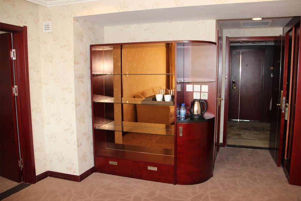 Dalian Southern Airline Pearl Hotel Стая снимка